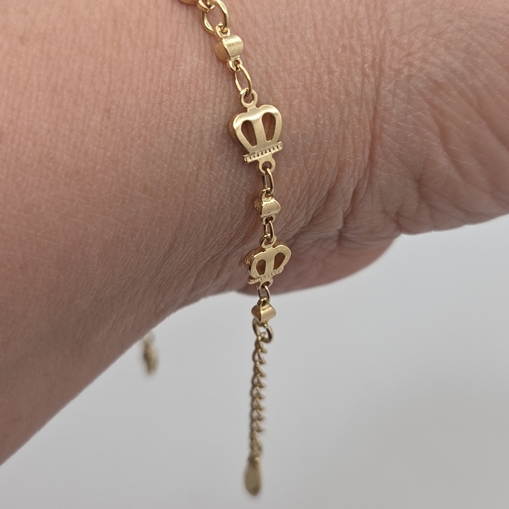 Charming Elephant Bracelet in Gold and Cream - Picture 4 of 8